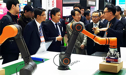 Hanwha Techwin Advances into Collaborative Robot Market