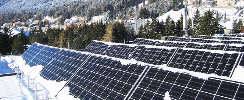 Hanwha Q CELLS' solar panels are installed on the Davos Congress Centre's roof to provide the WEF with clean, sustainable energy.