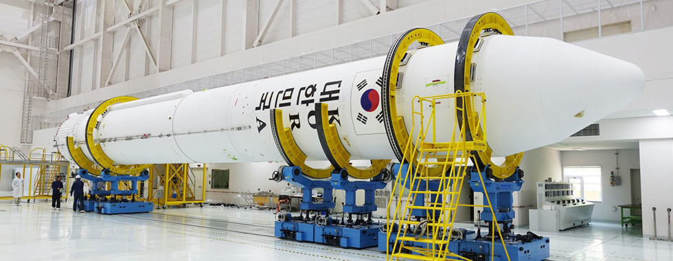 韩华与韩国航空航天研究院测试用于将韩国尖端火箭KSLV-II送入低轨道的发动机