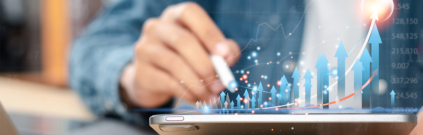 Fintech Trends: 4 Insights for Today and Tomorrow Key visual image