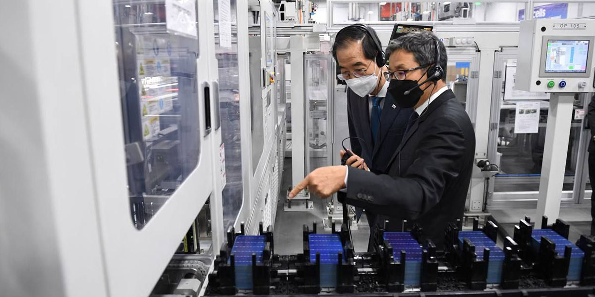 Korean Prime Minister Kim Duck-Soo visited the Hanwha Qcells factory in Georgia.