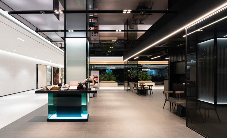 Hanwha’s multifunctional complexes offer unique spaces suitable for urban lifestyles.