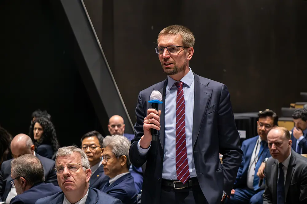 Czech NATO representative David Koneck&yacute; asks questions during the Hawnha-NATO Strategic Dialogue in Seoul on the 14