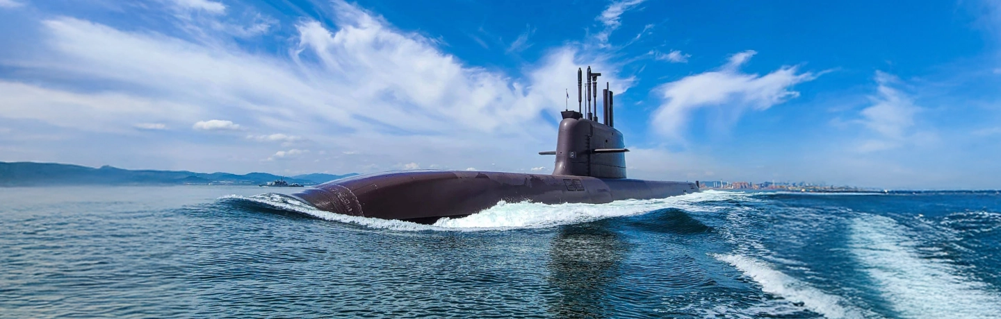 Hanwha Ocean&rsquo;s KSS-III conventional submarine operating at sea during surface transit under clear skies